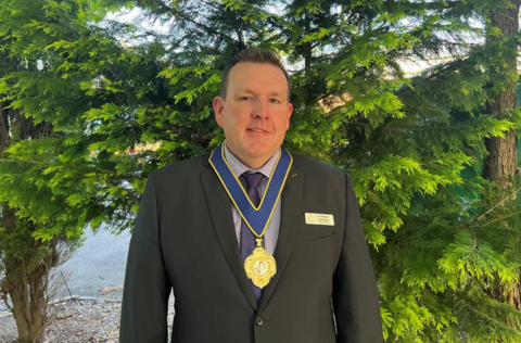 Mayor Damien Gallagher.png